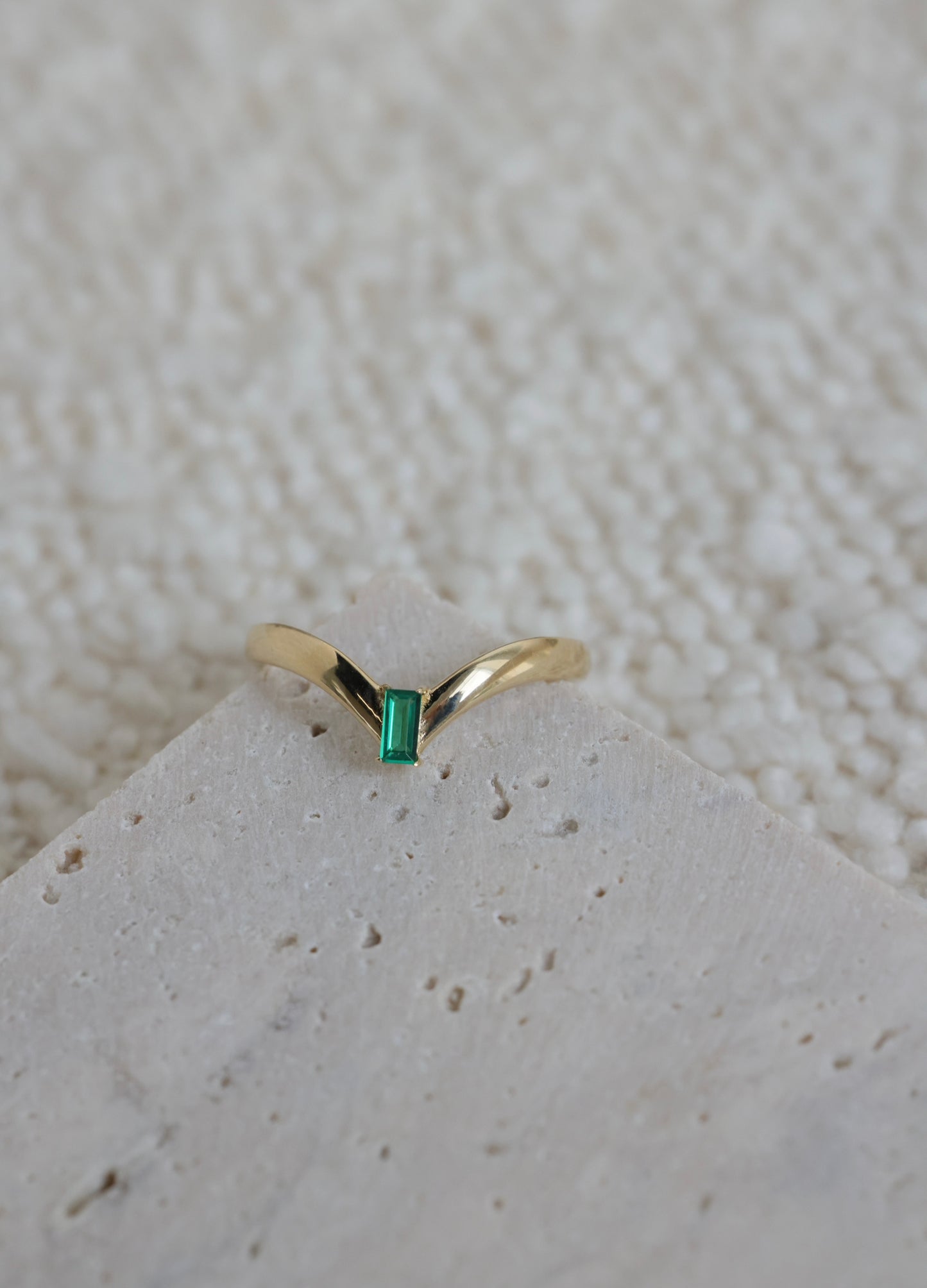 14k Green gem ring